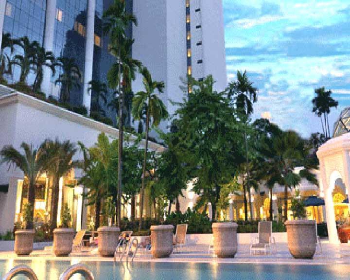 Hotel Istana Kuala Lumpur City Centre Facilidades foto The Royal Plaza Hotel